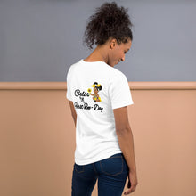 Cali 1st Bee Day Mama BeeUnisex t-shirt