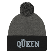 Queen Pom Pom Knit Cap (Grey Lt)